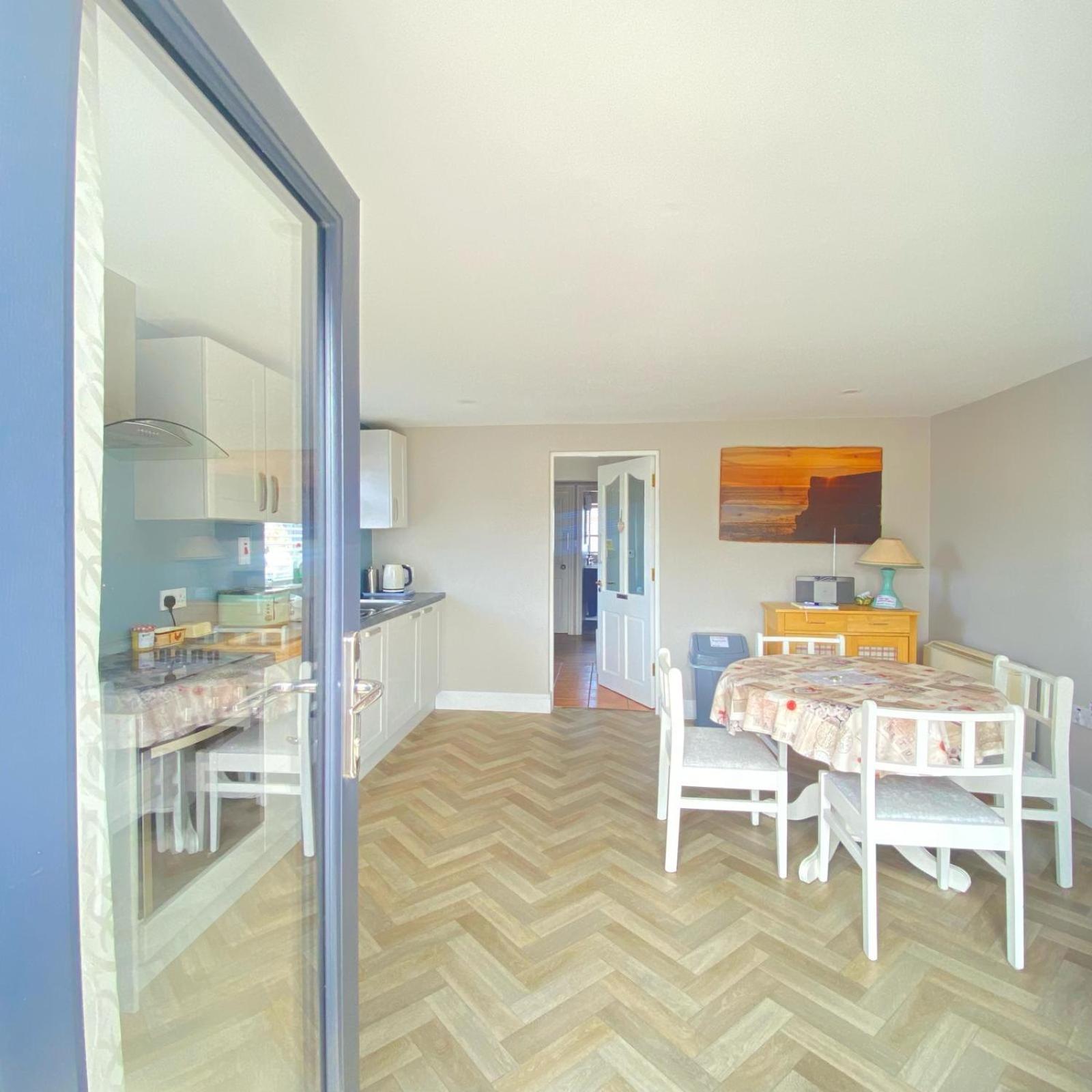 Luxury Holiday Rental With Sea Views On The Wild Atlantic Way Tralee Exteriör bild